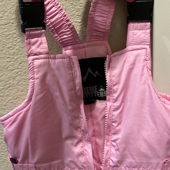 Size 2T Xtreme outfitters snowsuit girls - Picture 2 of 3